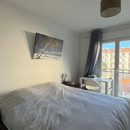 Proche Apartament